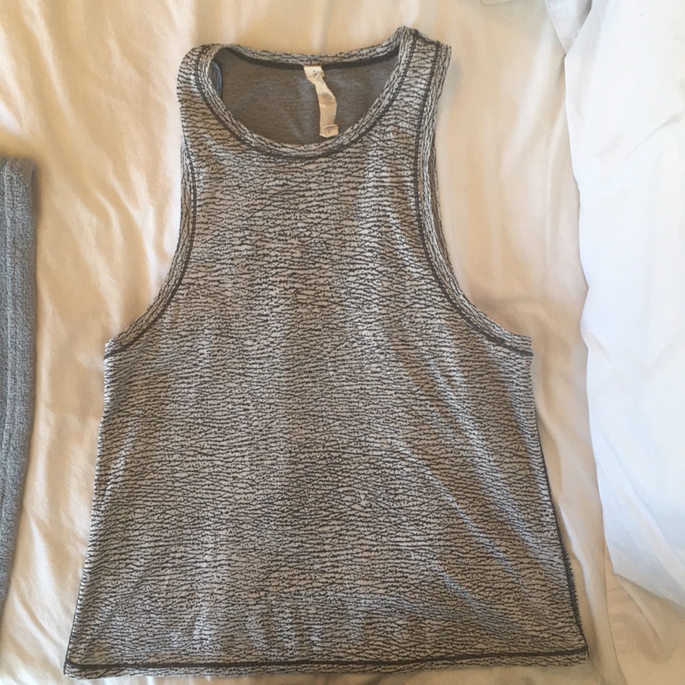 Lululemon Top.